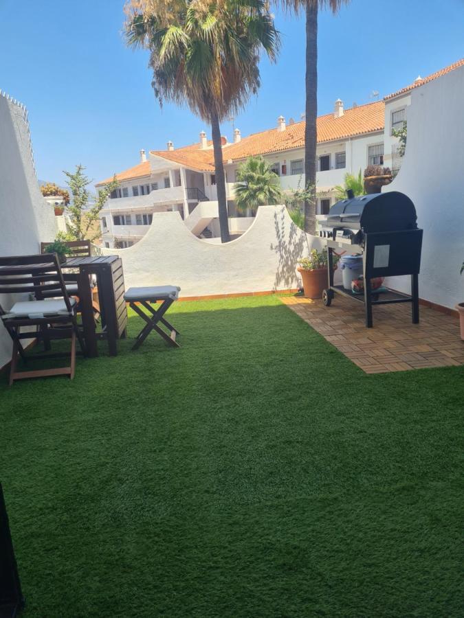 Apartamento En Mijas Con Terraza, Capacidad Para 5 Personas Con Piscina De Temporada Малага Екстер'єр фото